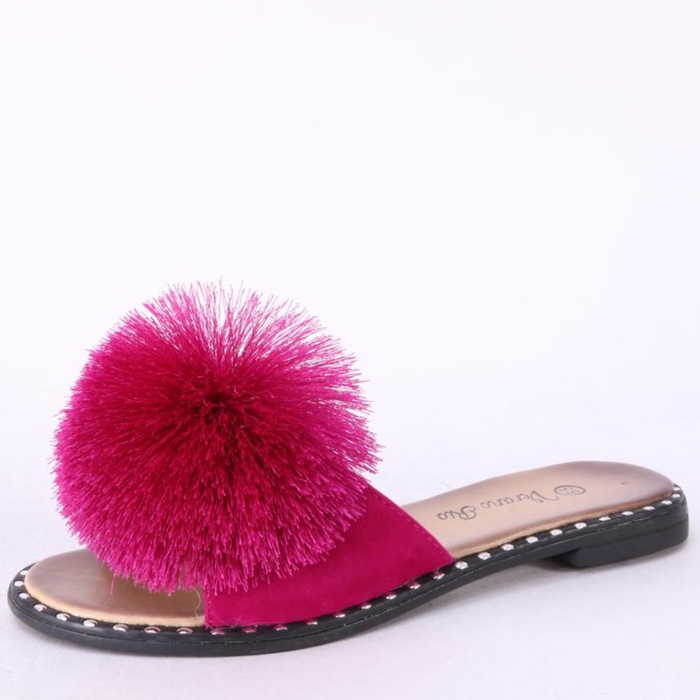 Restock Alert! Verano Río Fuchsia Pompon Studded Slide In Padded Mule Sandal